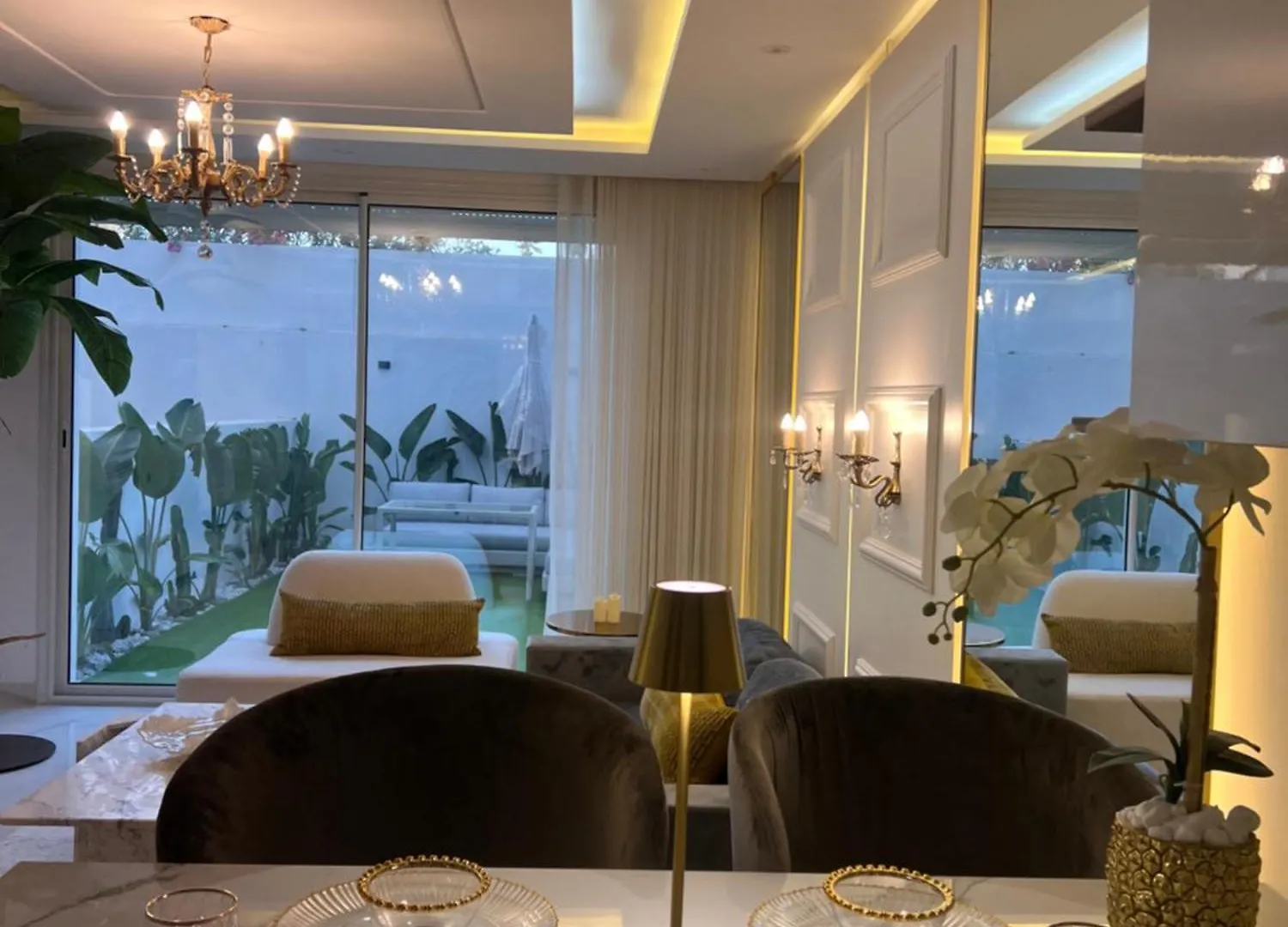 Luxueux Appart-Hotel Kasnadar Apartment